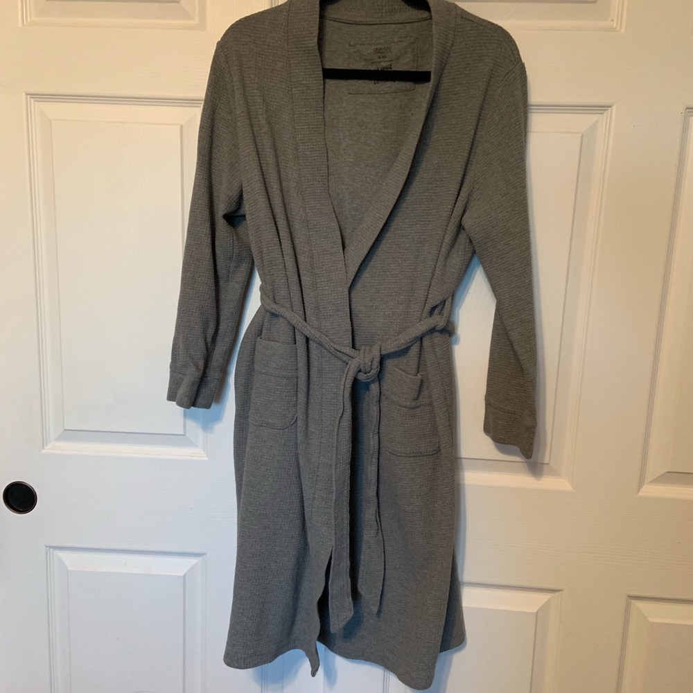 Ladies robe